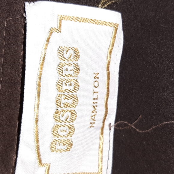 Vintage ultrasuede dress with leather belt. - Picture 7 of 7